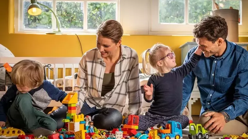 The Ultimate Brick-Building Experience for Family Bonding