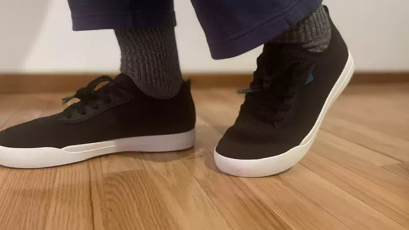Stay Dry, Walk Easy: The Ultimate Waterproof & Breathable Comfort with Vessi Shoes