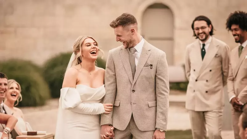 Effortless Elegance: Discover Pretty Lavish Bridal for the Modern Wedding Party