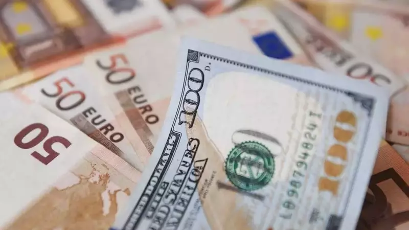 The Fading Financial Brilliance: Assessing the Dollar's Recent Decline