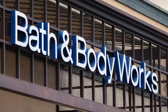 Bath & Body Works Announces Limited-Time Candle Promotion