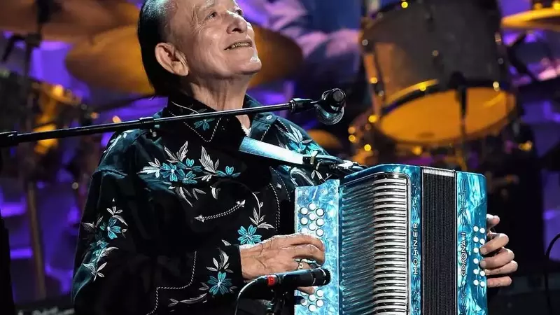 Remembering Flaco Jimenez: A Tex-Mex Accordion Legend's Legacy