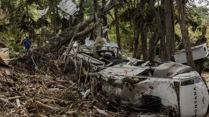DHS Funding Delay Cripples Texas Flood Relief Hotline