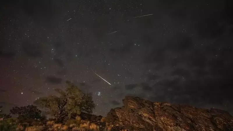 Perseids Meteor Shower Diminished by Full Moon's Glow