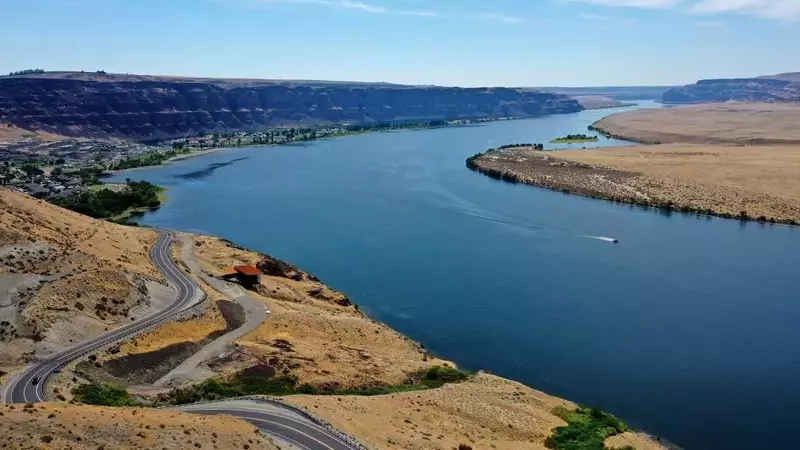 Washington's Data Center Boom: A Blessing or a Burden?