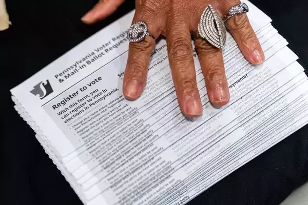 Democratic Party Grapples with Significant Decline in Voter Registration Amidst Republican Gains