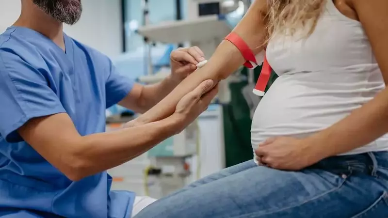 Navigating Healthcare Costs: Cash Payments for Prenatal Genetic Tests Can Be More Affordable Than Insurance