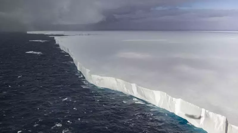The Grand Finale of Iceberg A23a: A Natural Spectacle Unfolds