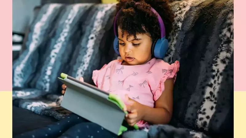 The Tablet Tug-of-War: Grandparents, Screen Time, and Parental Boundaries