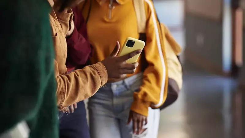 Instagram Launches School Program to Combat Cyberbullying