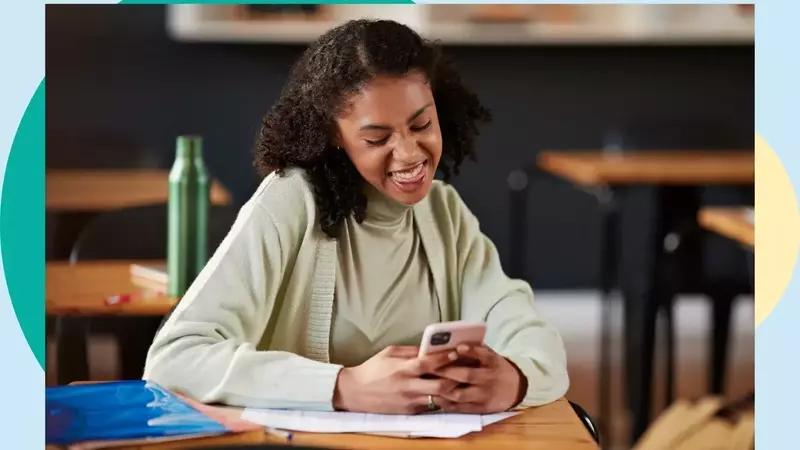 Understanding the Teen Phrase 'Get Sendy'