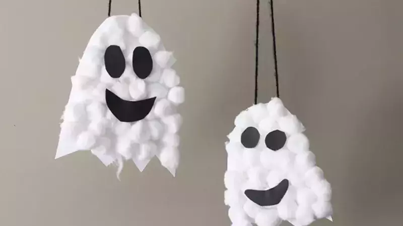 Spooky Fun: 12 Creative Halloween Crafts for Kids