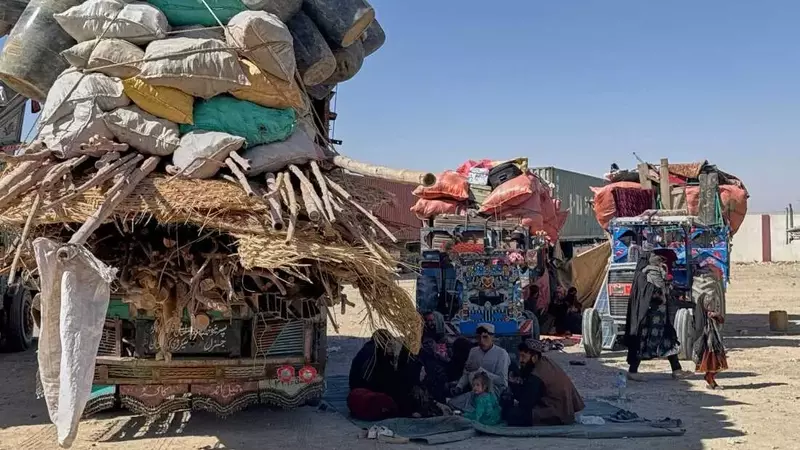 Escalating Border Tensions: Afghanistan Claims Significant Casualties in Clashes with Pakistan