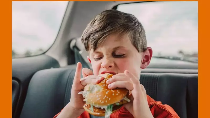 The Daily Dinner Dilemma: Navigating Family Nutrition Amidst Hectic Schedules