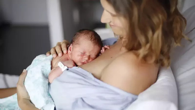 Melodies in Labor: The Harmonious Trend of Birth Playlists