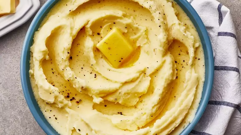 Crafting the Perfect Thanksgiving Feast: Essential Recipes for a Memorable Holiday