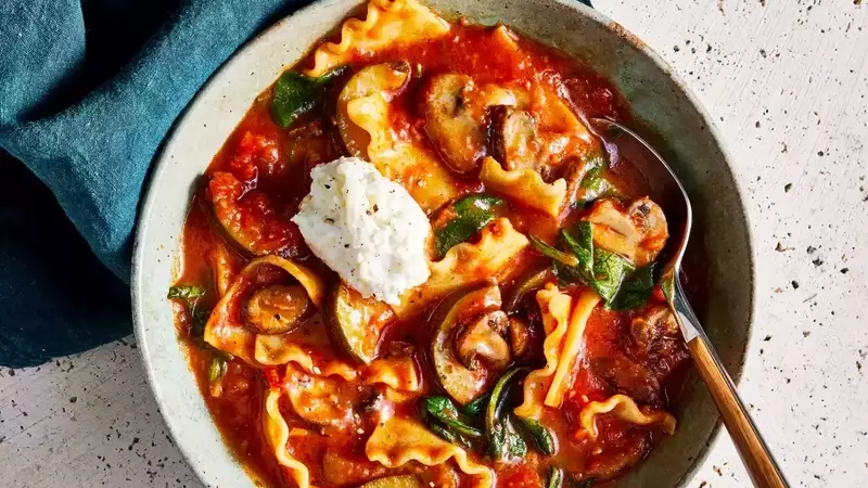 Hearty Vegetarian Soups for Quick Dinners