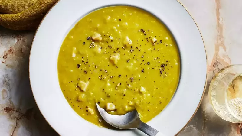 Quick and Easy Soups for Weeknight Dinners