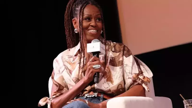 Michelle Obama Challenges the Authority of Young Parenting Bloggers, Sparking Widespread Debate