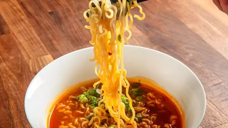 Effortless Evening Meals: Clever Culinary Shortcuts for Busy Cooks