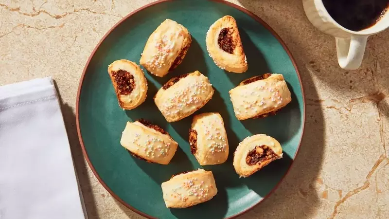 A Connoisseur's Collection of Holiday Cookie Recipes