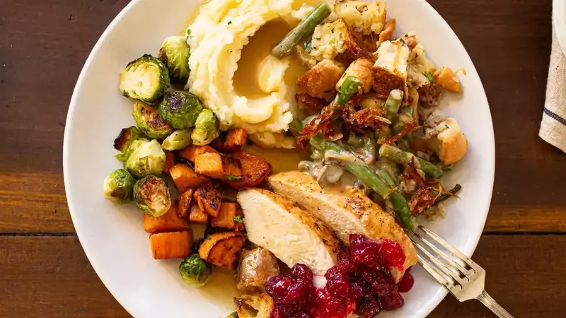 Smart Strategies for a Stress-Free Thanksgiving Feast