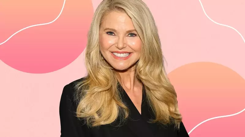 Christie Brinkley's Secret to a Healthy Morning: Her Signature Overnight Oats