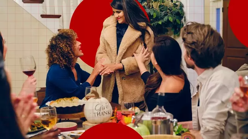 Mastering Thanksgiving Etiquette: A Guide to Gracious Guest Behavior