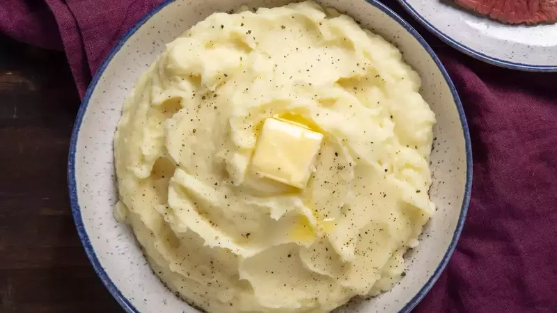 Mastering Mashed Potatoes: A Guide to Potato Varieties and Preparation Techniques
