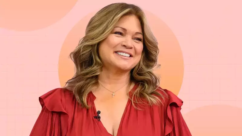 Valerie Bertinelli's Simple 4-Ingredient Anti-Inflammatory Chia Pudding Dessert