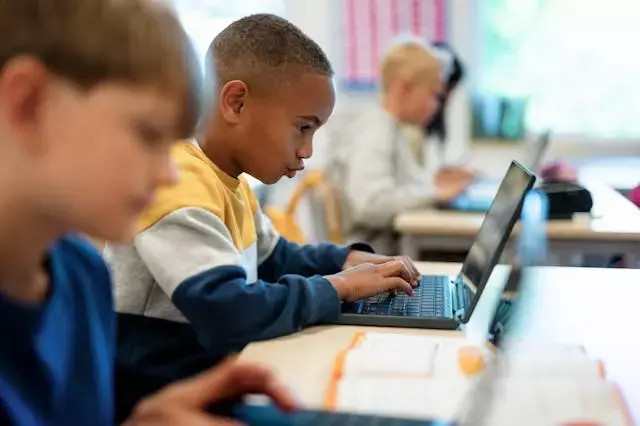Chromebooks' Impact on Education: Teacher Concerns and Screen Time Debates