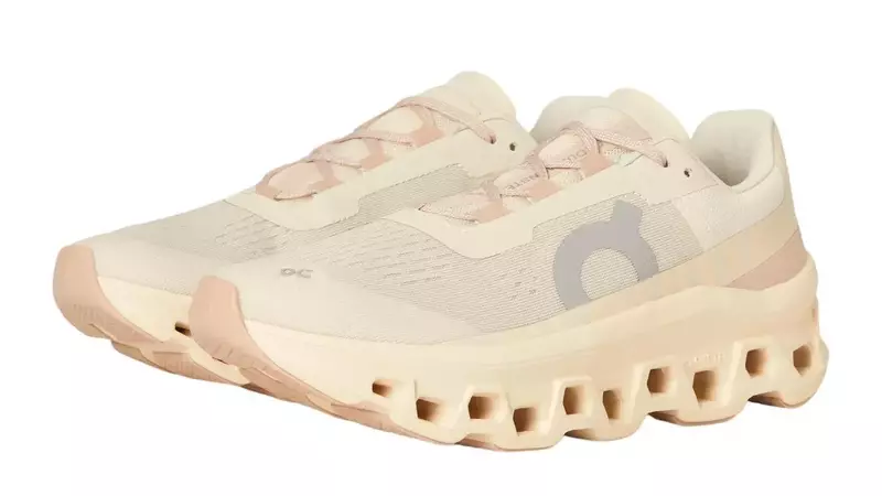 Top Black Friday Shoe Deals from Leading Brands