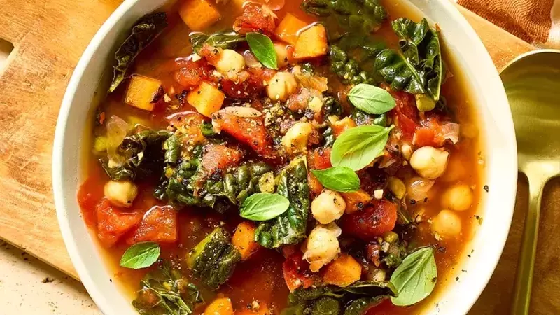 Nourishing Slow-Cooker Meals: High-Fiber, Anti-Inflammatory Recipes