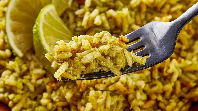 Crafting the Perfect Arroz Verde: A Guide to Flavorful Mexican Green Rice