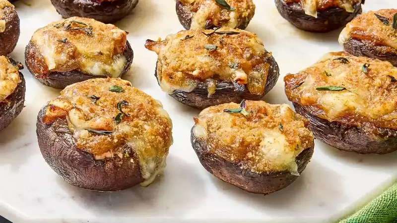 13 French Onion Recipes to Make This Fall