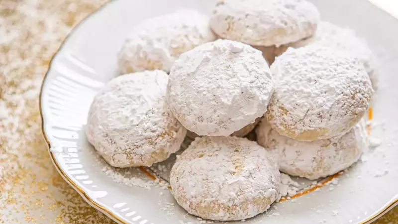 The Quest for the Ultimate Snowball Cookie