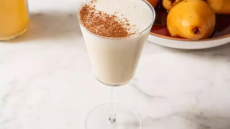 Crafting the Perfect Coquito: A Festive Coconut Drink