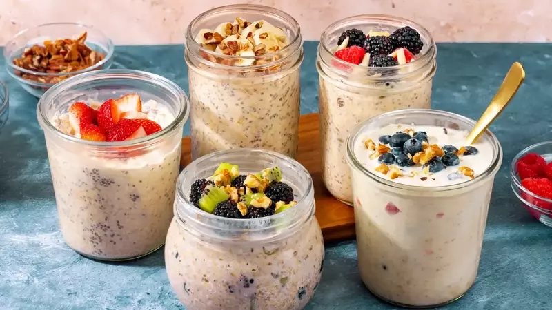 A Comparative Review of Celebrity Overnight Oats Recipes