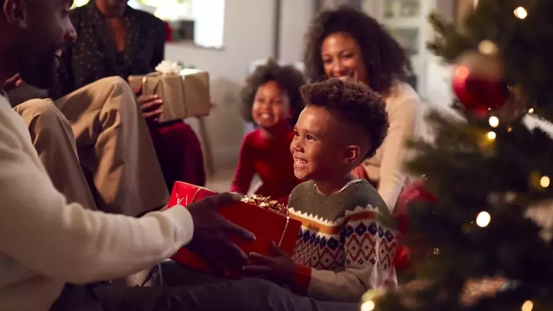 Rethinking Holiday Gifting: Quality Over Quantity