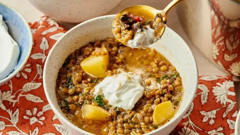 Warm Your Soul: 13 Hearty Vegetarian Soups for Cold Weather