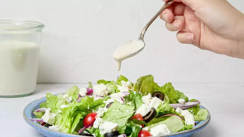 Akron's Signature Creamy French Dressing: A Culinary Journey
