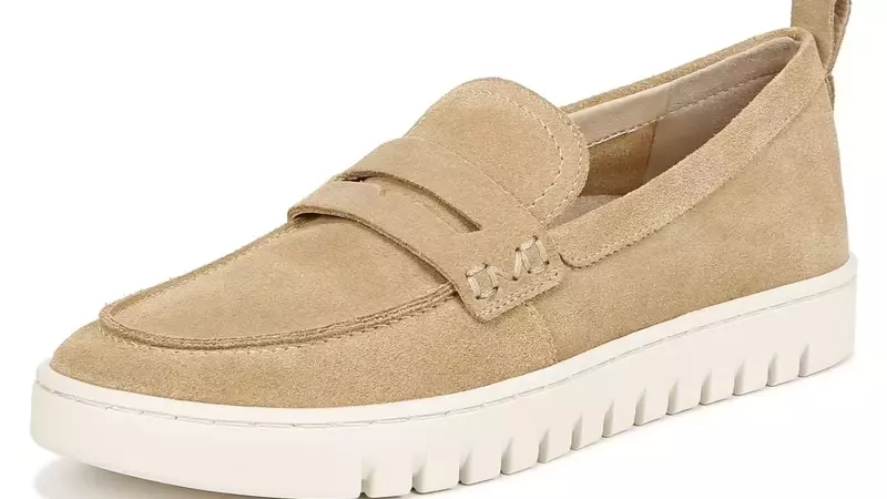 Top Post-Christmas Shoe Deals for a Healthier You