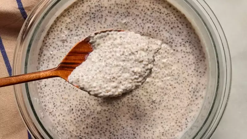Indulgent Chocolate Strawberry Chia Pudding: A Healthy Make-Ahead Delight