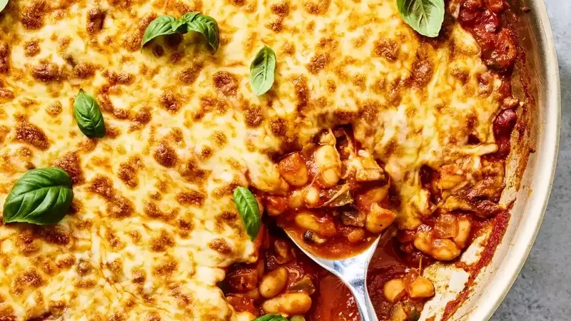 High-Fiber Pizza Bean Skillet: A Quick and Healthy Vegetarian Meal
