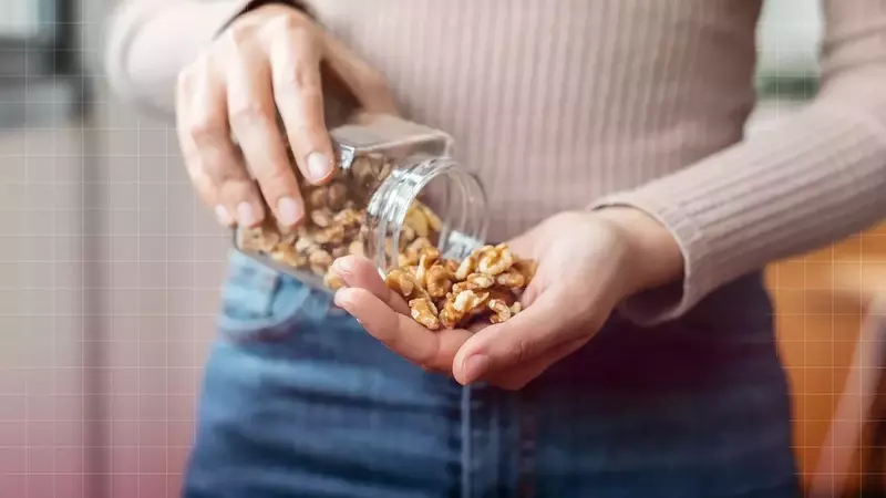 Walnuts: The Ultimate Cholesterol-Lowering Powerhouse