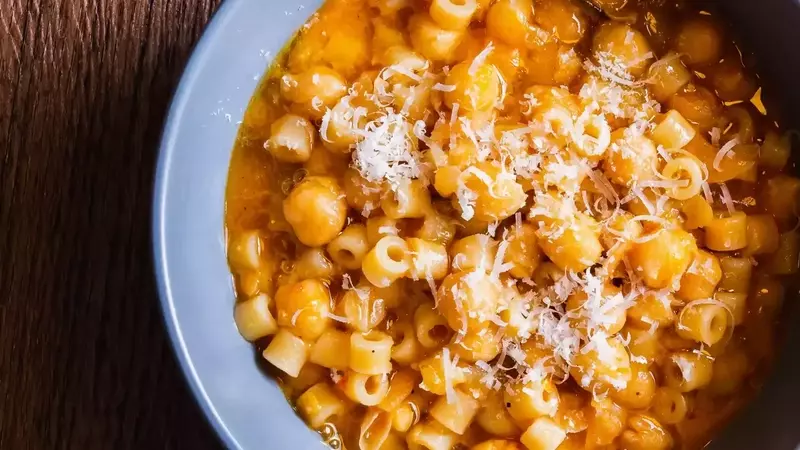 Exploring the Versatility of Chickpeas: From Hearty Stews to Creamy Hummus