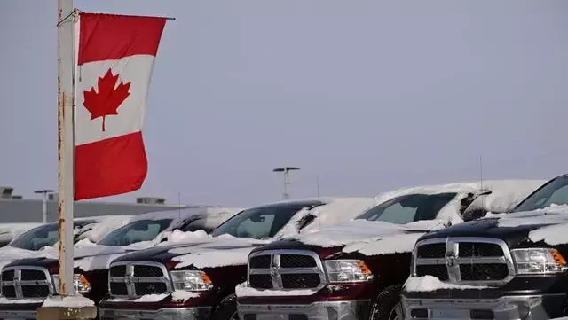 Canada's Shifting Tariff Policy on Chinese Electric Vehicles and Industry Reactions