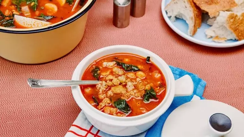 Culinary Creations: A Collection of Editors' Favorite Recipes