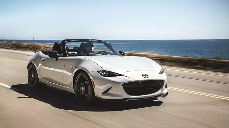 The Enduring Appeal of Manual Transmissions in Performance Cars