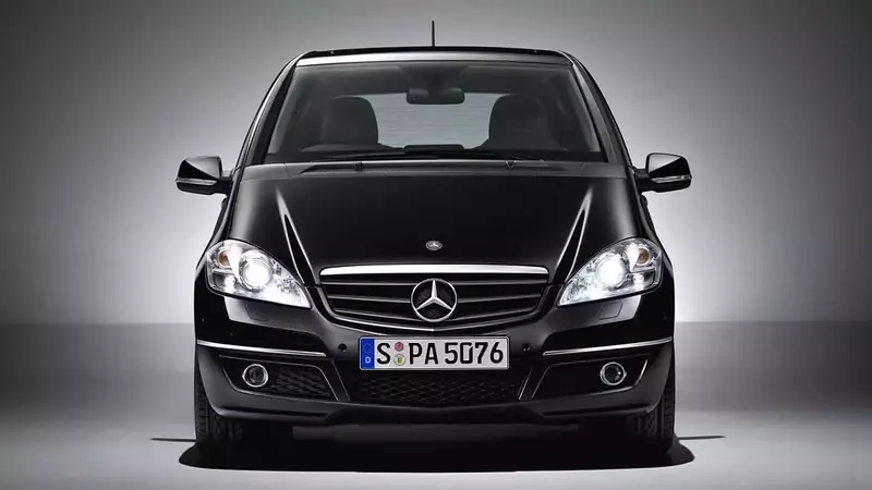 Mercedes-Benz Prepares to Unveil Innovative Minivan-SUV Hybrid